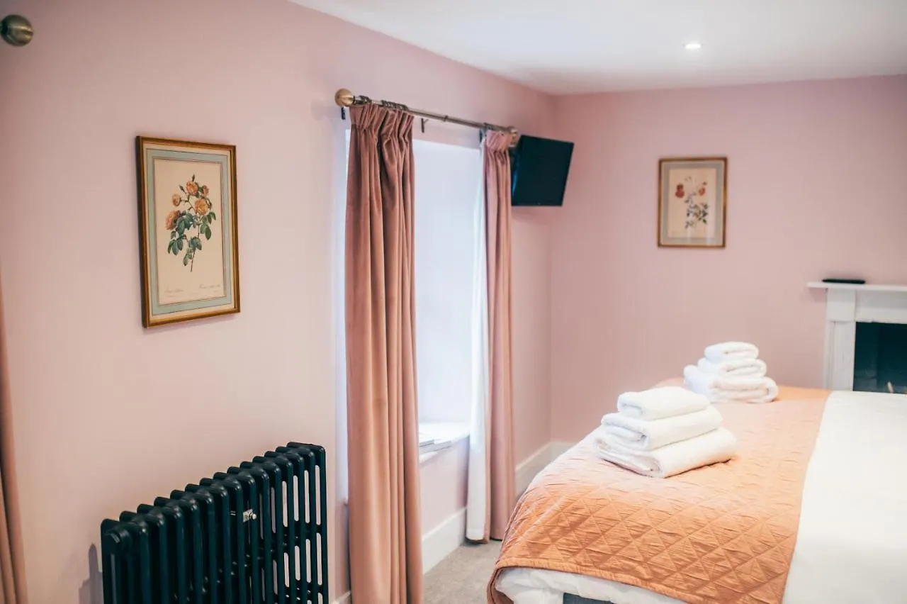 The Heathcock Boutique Hotel - Room 1 Cardiff
