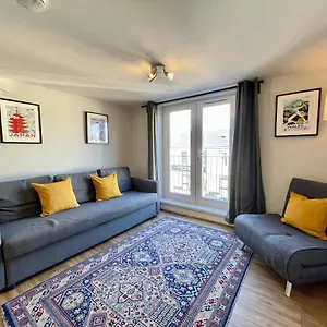 Apartment **6 Person City Centre Apartment**, Cardiff